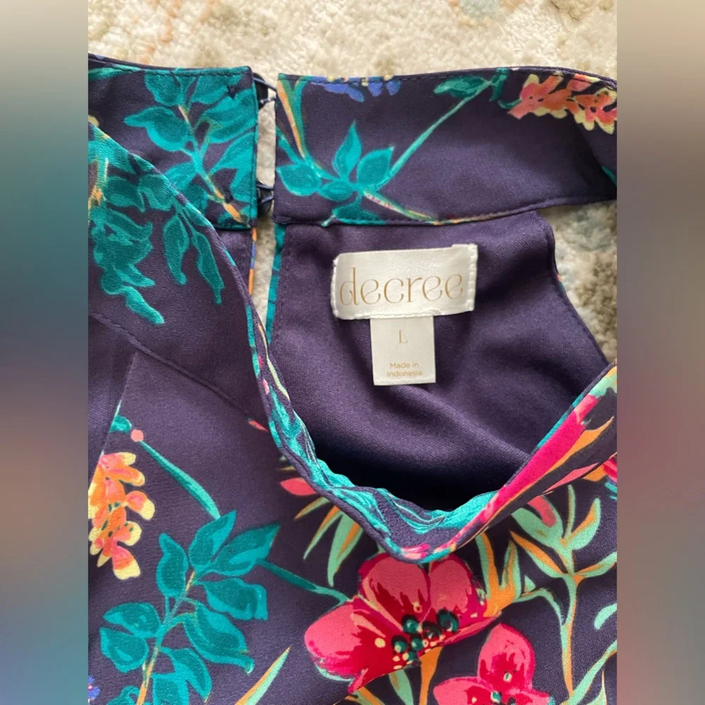 NWOT Floral Lined Dress. Size L. - Picture 2 of 7